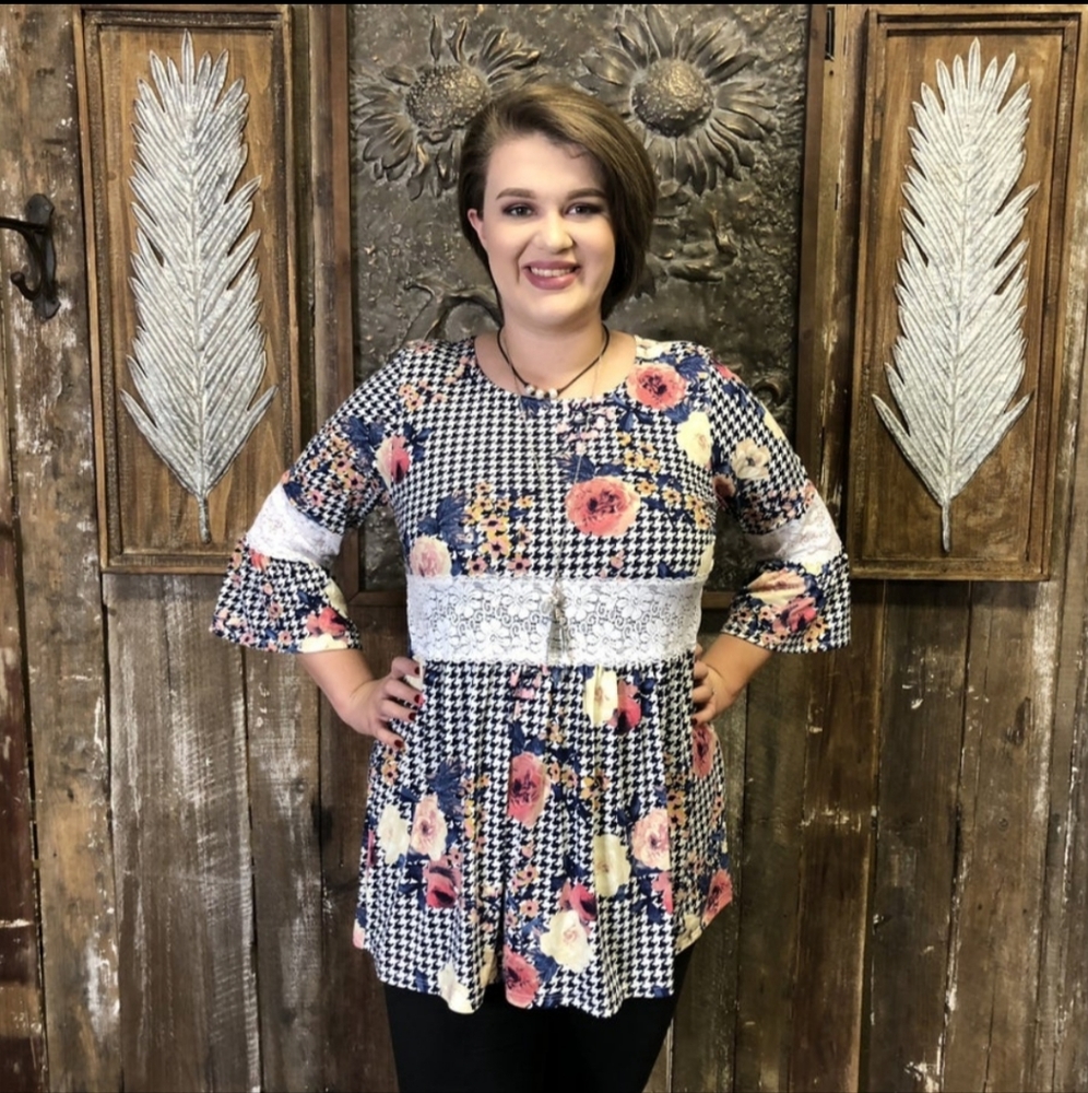 Ruffle Sleeve Floral Houndstooth Peplum Top with Lace Inset Size 1X